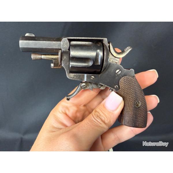 BULLDOG BELGE calibre 320 num�ro de s�rie 7832