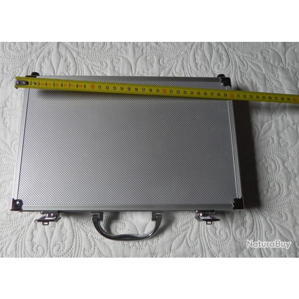 Mallette de trans port pour cartouches ou arme de poing