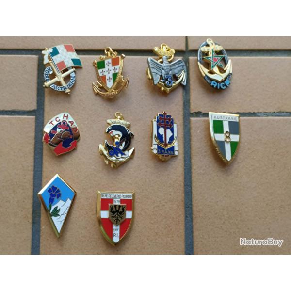 LOT DE 12 INSIGNES ARMEE FRANCAISE RIMA TDM INFANTERIE  RICM  ARTHUS BERTRAND ATLAS