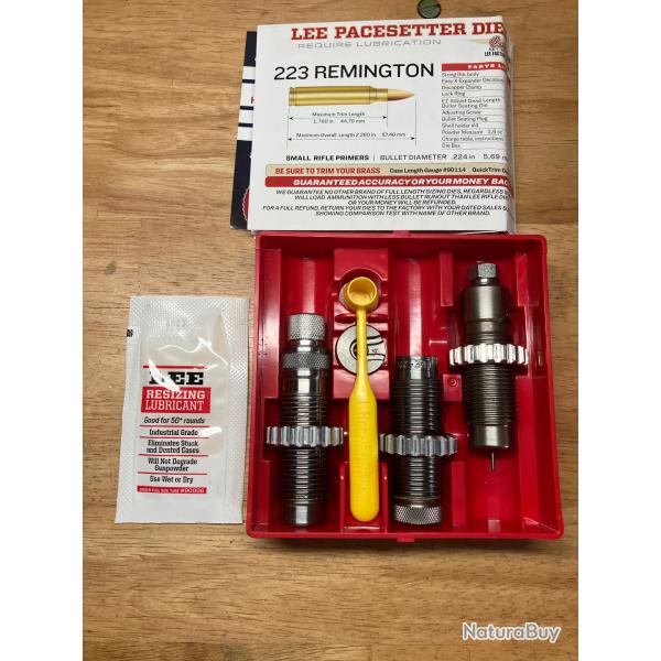jeu d'outil recent  (neuf) 3P lee 223 remington  avec support de douille