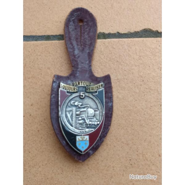INSIGNE 5 REGIMENT DE GENIE  AVEC CUIR