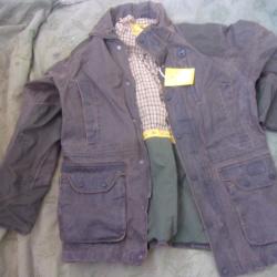 veste Verney Carron  Foxtrot fa&ccedil;on vieux cuir , vert fonc&eacute;