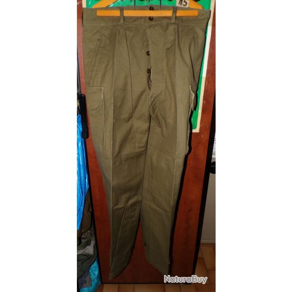 PANTALON MILITAIRE MODELE 1947  DE L'ARMEE FRANCAISE  , TAILLE MILITAIRE 45 SOIT EN CIVIL TAILLE 46