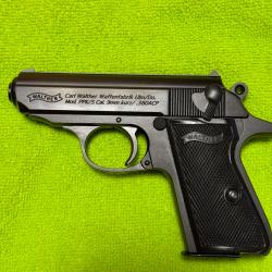 Vends WALTHER PPK S (380 ACP) tir&eacute; 200 cartouches. Absolument parfait