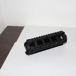 Garde main AR 15 / M4 quad picatinny 6.5" Br&uuml;gger et Thomet
