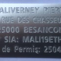 Carte sia personnalis&eacute;e chasseur en aluminium