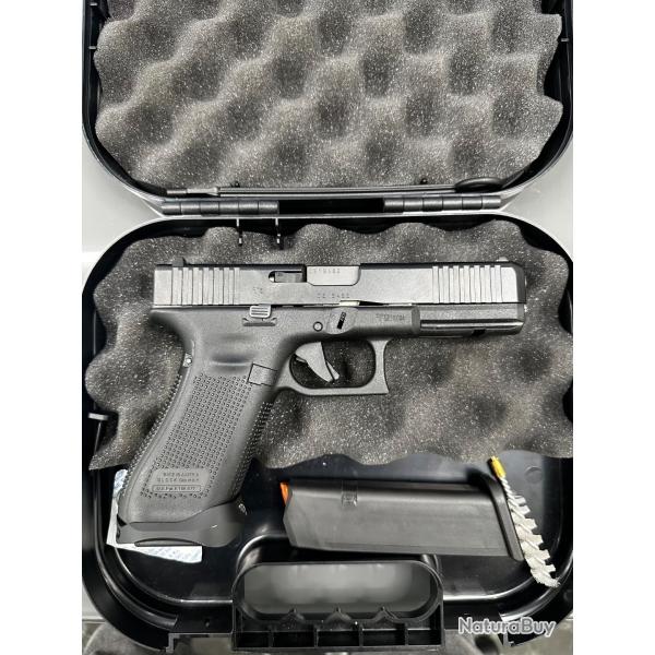 Glock 17 gen 5 + detente Glock perf + magwell