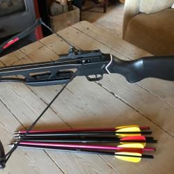 Arbal&egrave;te avec crosse 150lbs neuf + fl&egrave;ches