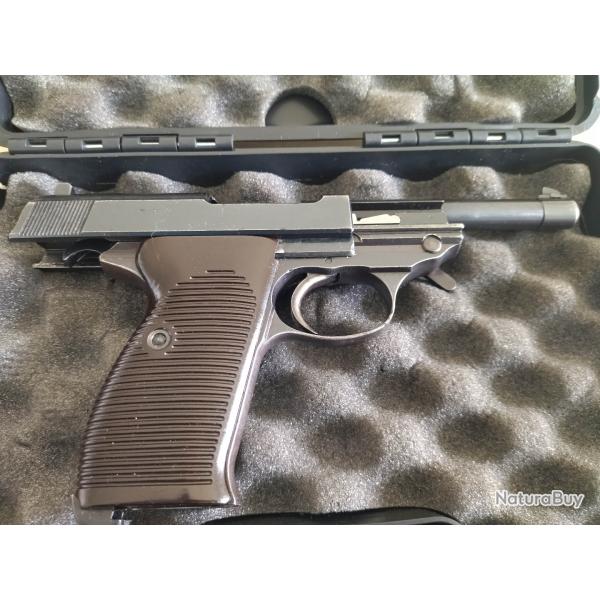 P38 WW2 9x19 AC44 WaA359 categorie B en excellent etat avec 2 chargeurs WW2