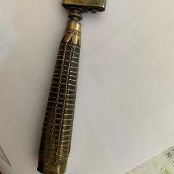 Magnifique stylet corse a la genoise de 29,8 cm