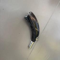 corne d'appel en corne avec attache vendu sans pipet default de fabrication vendu en l'etat