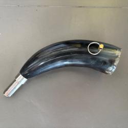 corne d'appel en corne avec attache vendu sans pipet default de fabrication vendu en l'etat 1