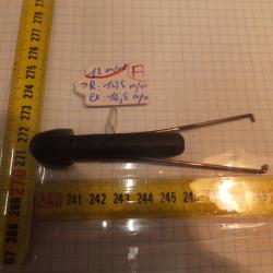 F&eacute;rule (ou embout  bouchon ) pour canne fusil, conforme au mod&egrave;le d'origine                      (a)