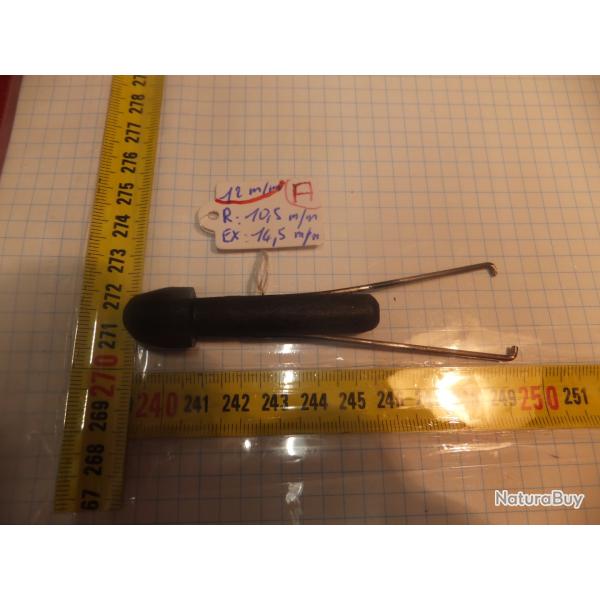 F�rule (ou embout  bouchon ) pour canne fusil, conforme au mod�le d'origine                      (a)
