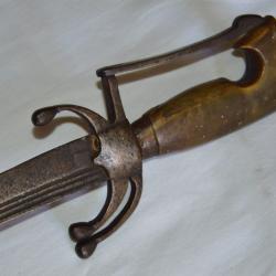 AUTHENTQIUE SABRE MAROCAIN "NIMCHA"- EPOQUE XIX&deg; SIECLE-LAME EUROPE CENTRALE XVII&deg; SIECLE.