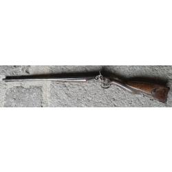 Tr&egrave;s ancien fusil de chasse &agrave; restaurer