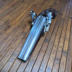 RARE PISTOLET JUXTAPOS&Eacute;S A SILEX DE D&Eacute;FENSE SIGN&Eacute;E J. DUMAREST VERS 1750 - XVlll &eacute;me