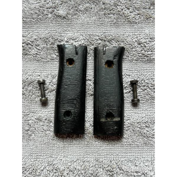 Paire de plaquette repro avec vis pour ba�onnette allemande 98k - WW2