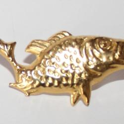 Pin's "Th&egrave;me p&ecirc;che": Poisson dor&eacute;