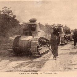 Carte Postale Ancienne - Camp de Mailly - Chars sur route - N&deg;8235
