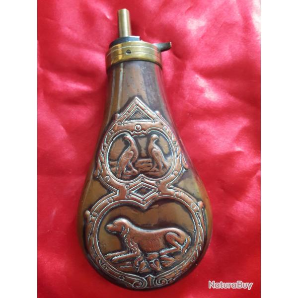Poire a poudre noire vide + un  embout doseur cal 44