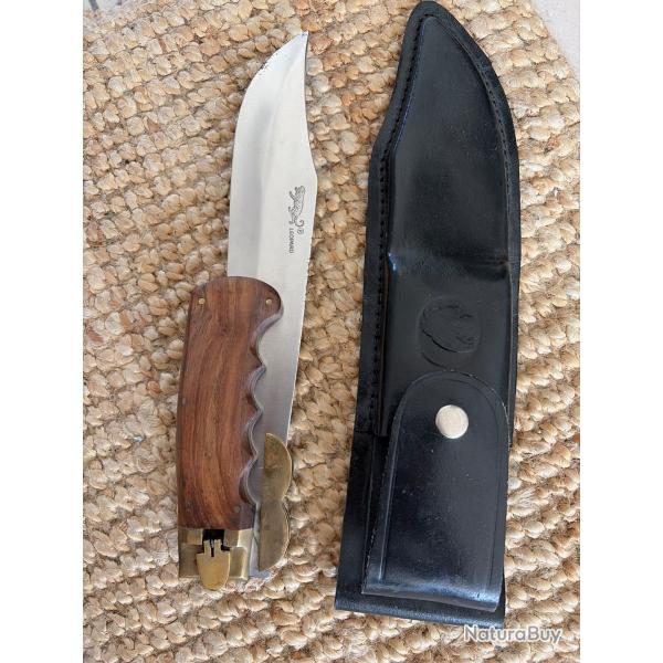 Couteau de chasse pliant L�OPARD + �tui en cuir noir