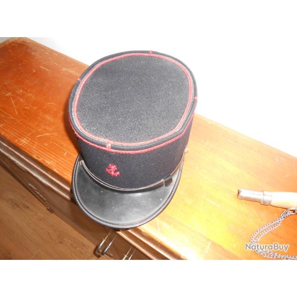 K�pi avec ancre de marine rouge