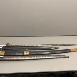 LOT DE 4 FOURREAU DIVERS