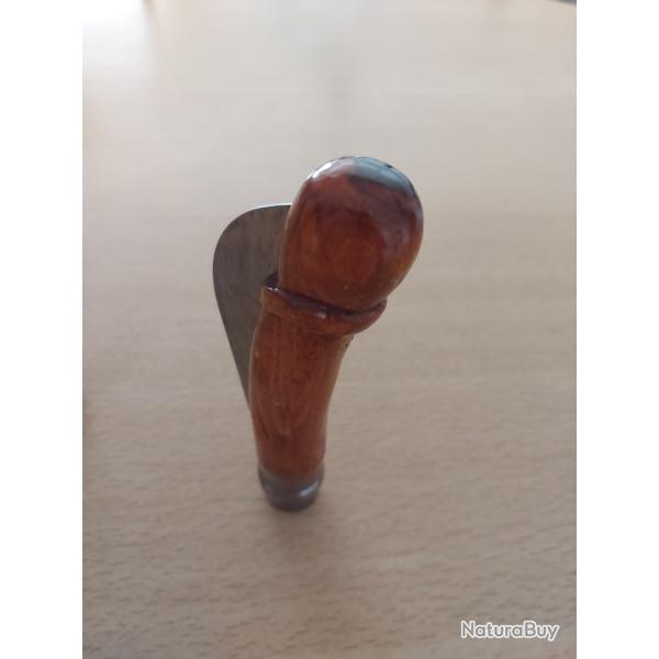 Couteau Opinel �rotisme...