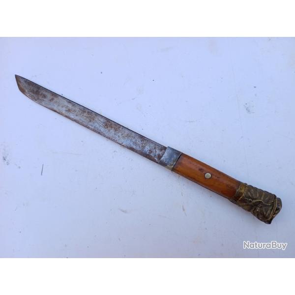Ancien Coupe papier ou couteau autre a � identifier