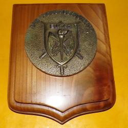 PLAQUE ETAT MAJOR DE L'ARMEE DE TERRE E.M.A.T LES SOUS OFFICIERS , FABRICATION FRANCAISE FONDERIE LE