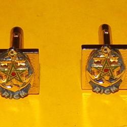 REGIMENT D'INFANTERIE COLONIALE DU MAROC R.I.C.M , PAIRE DE BOUTONS DE MANCHETTES  , TRES BON ETAT V