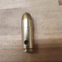 1 cartouche inerte de calibre 45 WINCHESTER MAGNUM &agrave; balle blind&eacute;e