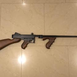 Thompson 1927 A1 lightweight 16,5 pouce 45 acp Auto Ordnance USA