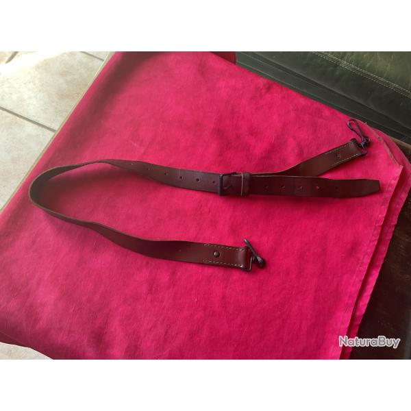 Bretelle en cuir pour arme militaire, pas de prix de r�serve