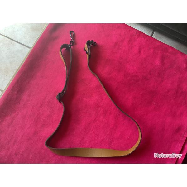 Bretelle en cuir pour arme de guerre, pas de prix de r�serve
