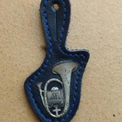 INSIGNE 8 BATAILLON DE CHASSEUR A PIED AVEC CUIR