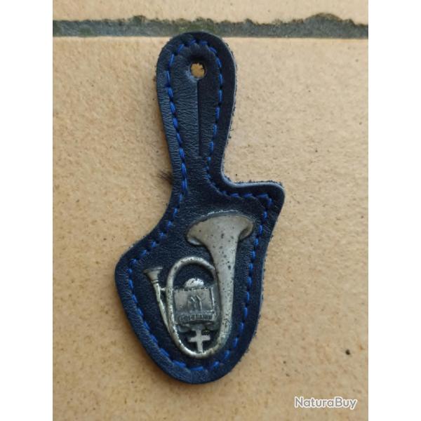 INSIGNE 8 BATAILLON DE CHASSEUR A PIED AVEC CUIR