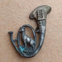 INSIGNE 30 BATAILLON DE CHASSEUR A PIED FABRICATION ARTHUS BERTRAND PARIS