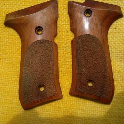 plaquettes de crosse PISTOLET marque BERETTA 92