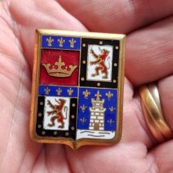 INSIGNE ESCADRON DE TRANSPORT 3 / 61 POITOU ( EMAIL GRAND FEU )
