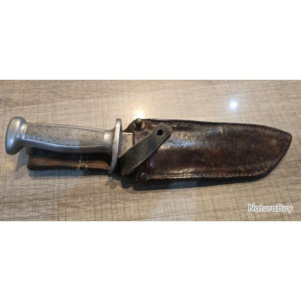 couteau des chantiers de jeunesse fabrication Sabatier jeune, p�riode 1941-44, origine France