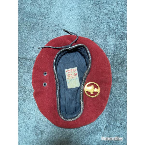 B�ret rouge parachutiste g�nie