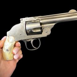 SUPERBE HARRINGTON RICHARDSON cal. 38sw