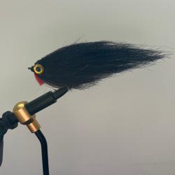 Mouche Brochet noire hame&ccedil;on 4/0