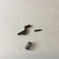 VENDU PAR LE-CUIRASSIER EXTRACTEUR COMPLET DE FUSIL SEMI AUTOMATIQUE BROWNING 500 CAL 12