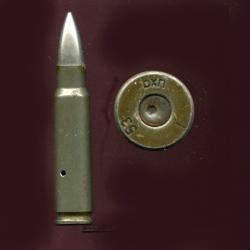 7.62 x 45 Tch&egrave;que - marquage : bxn 1 53 - balle nickel - &eacute;tui acier laqu&eacute; vert - neutralis&eacute;e