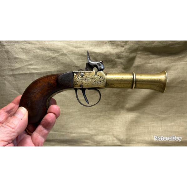 Tr�s beau et tr�s rare pistolet � percussion tromblon� de marine