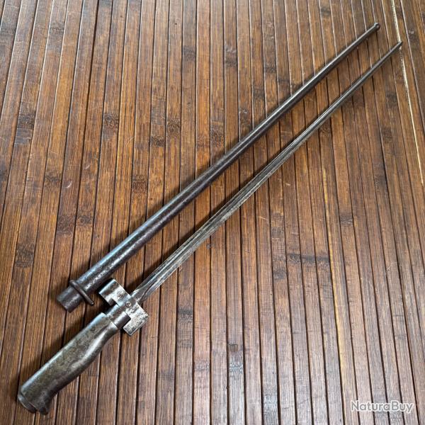 BA�ONETTE LEBEL ROSALIE WW1 - WW2 RARE POIGN�E EN FONTE DE FER PRODUCTION DE GUERRE ��