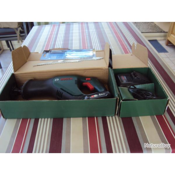 scie sabre sans fil, Bosch, tr�s bon �tat, avec batterie et chargeur